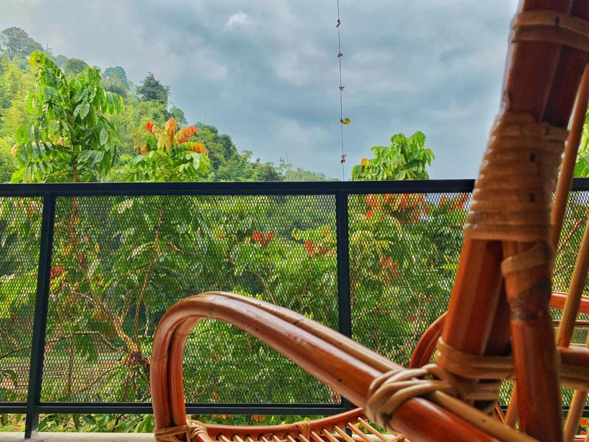 Harmony Valley Retreat Bukit Tinggi Exterior photo