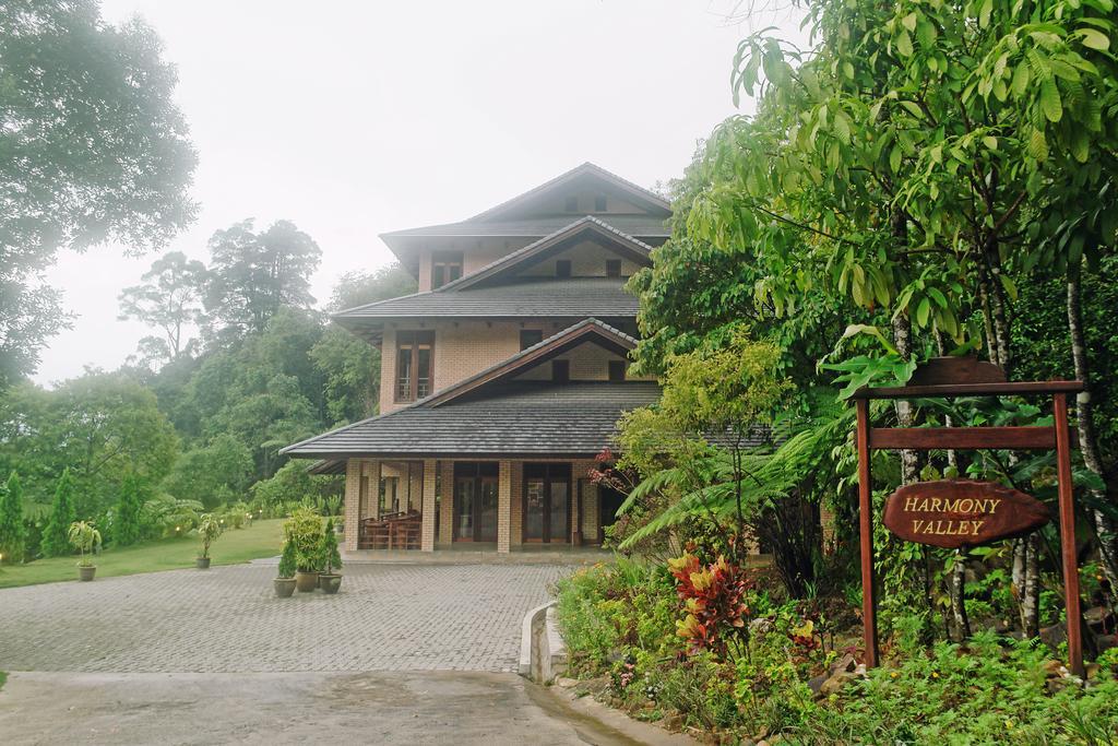 Harmony Valley Retreat Bukit Tinggi Exterior photo